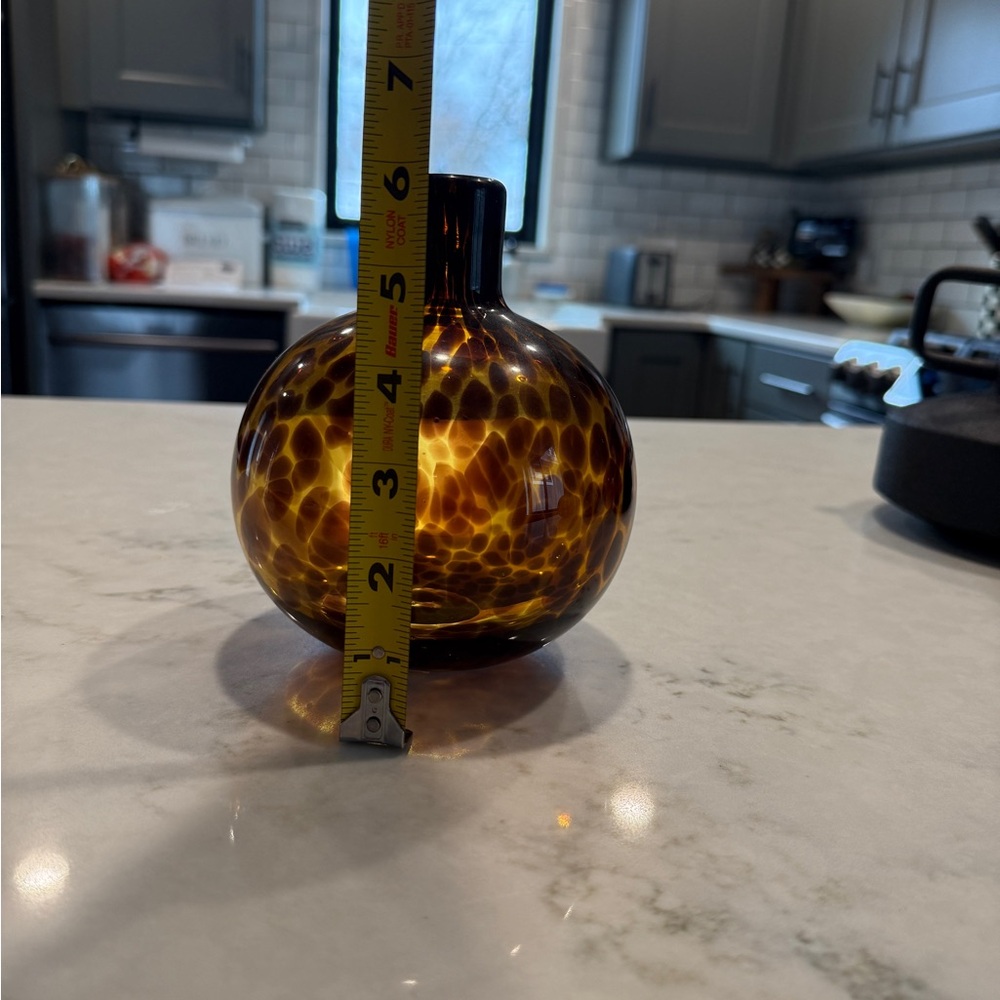 Tortoise shell vase - Picture 2 of 2